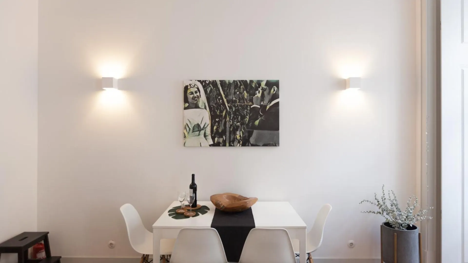Flh Bacalhoeiros Balcony Flat Lisbon Apartment